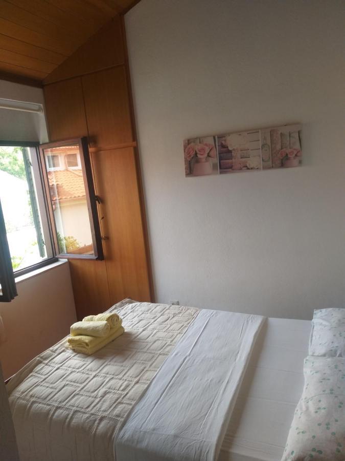 Direkt Na Moru - Bungalov Apartment Sibenik Exterior photo