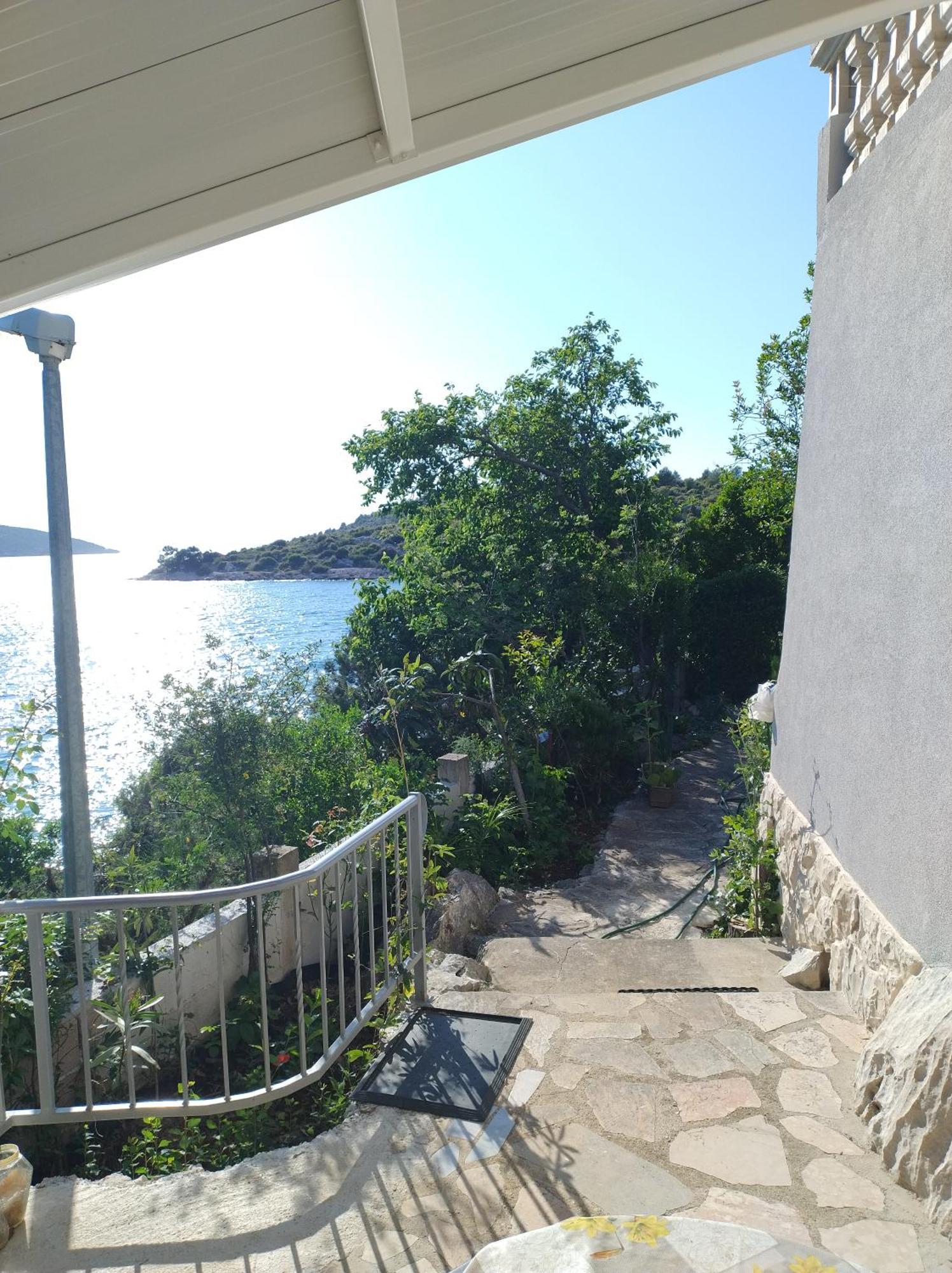 Direkt Na Moru - Bungalov Apartment Sibenik Exterior photo
